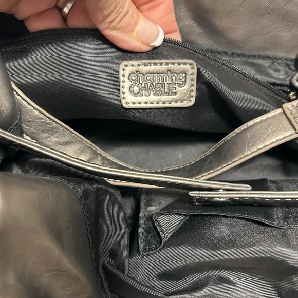 Charming Charlies Metalic Pewter Rouched Slouchy Soft Chain Detail Handles - Picture 6 of 12